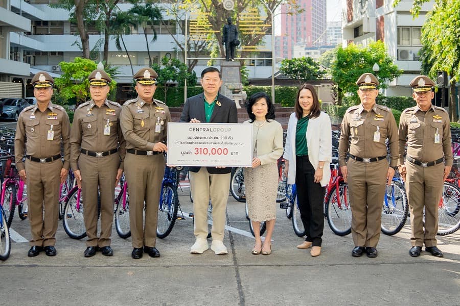 Central_donate_200_bicycles_give_Border_Police_School_Tak_SPACEBAR_Photo03_ae8958b92f.jpeg