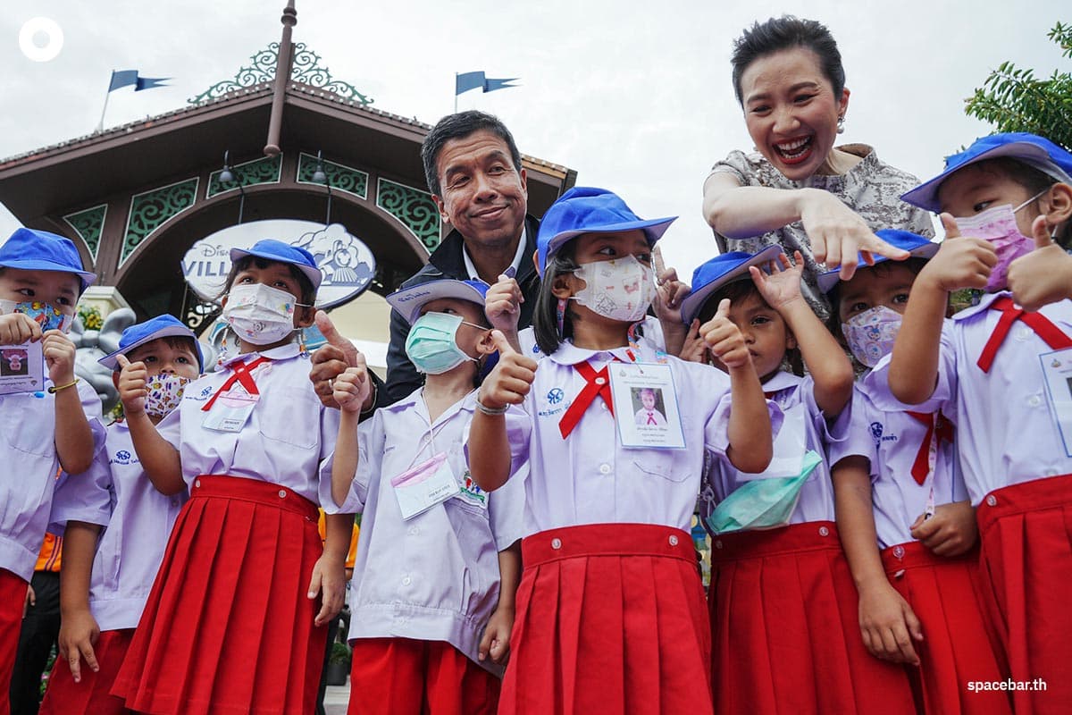 Chardchat_BKK_School_Kids_Disney_100_Village_SPACEBAR_Photo01_357eafd977.jpeg