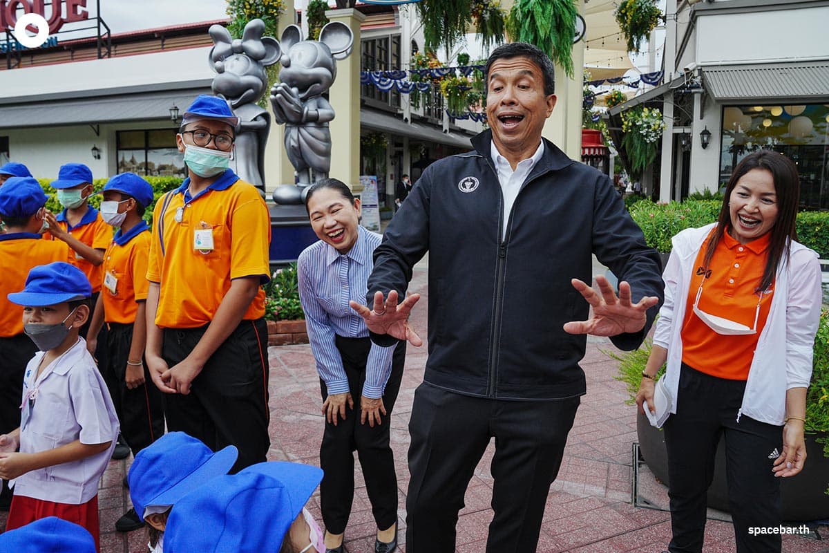 Chardchat_BKK_School_Kids_Disney_100_Village_SPACEBAR_Photo02_02fc5a28d8.jpeg