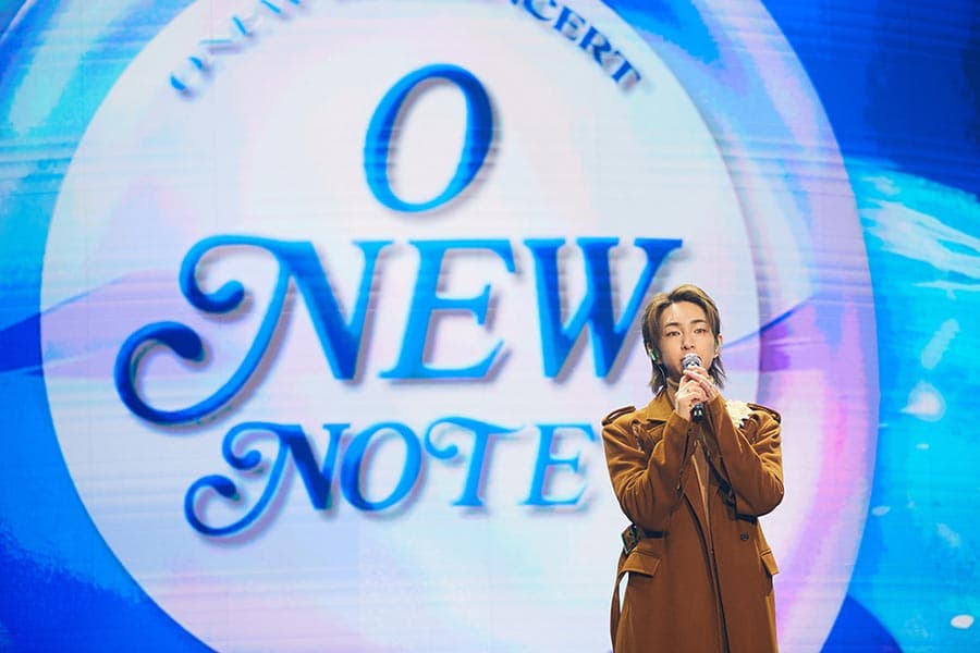 Circle_first_full_album_onew_shinee_i_Tunes_Top_Albums_SPACEBAR_Photo02_3aff0de0cf.jpeg