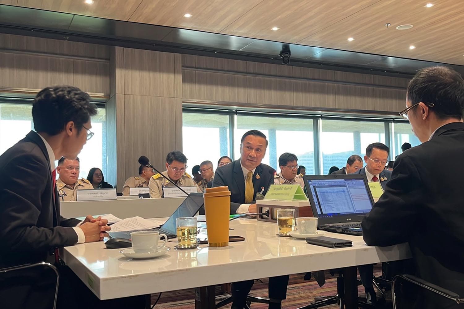Committee_on_Land_held_a_meeting_to_consider_the_issue_of_Khao_Kradong_SPACEBAR_Hero_e83b8066cd.jpg