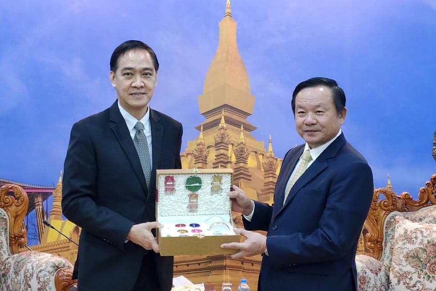 DFT_visit_Lao_PDR_4_border_checkpoints_opened_Nong_Khai_SPACEBAR_Photo01_da61435997.jpeg