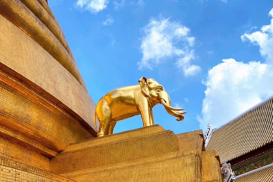 Decode_Wat_Bowonniwet_Vihara_SPACEBAR_Photo03_d88274a5f2.jpeg