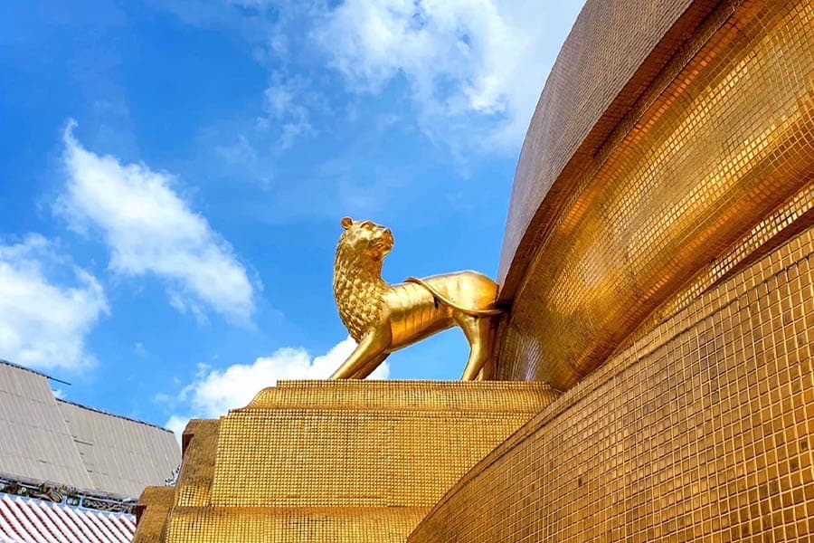 Decode_Wat_Bowonniwet_Vihara_SPACEBAR_Photo04_8160fd7329.jpeg