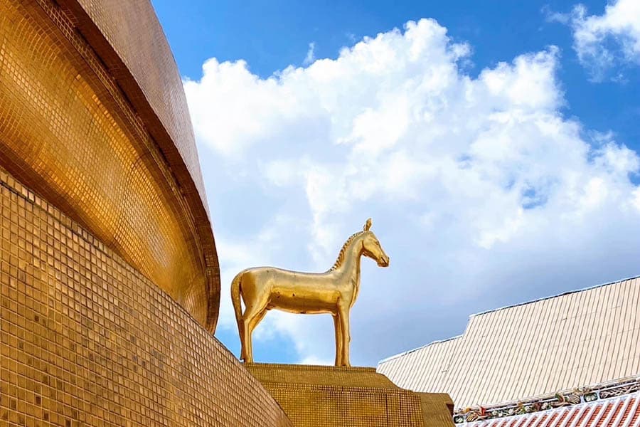 Decode_Wat_Bowonniwet_Vihara_SPACEBAR_Photo05_50a2e908a5.jpeg