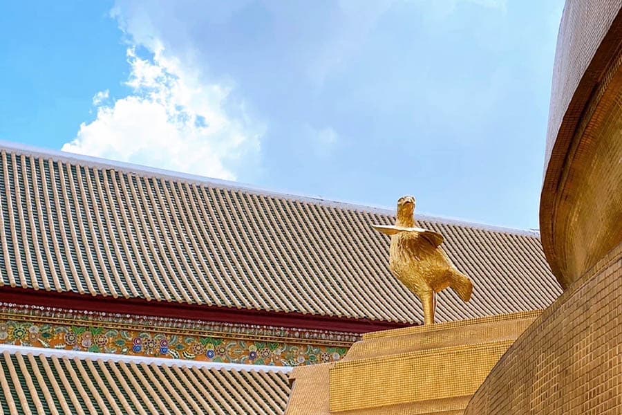 Decode_Wat_Bowonniwet_Vihara_SPACEBAR_Photo06_370ca63434.jpeg