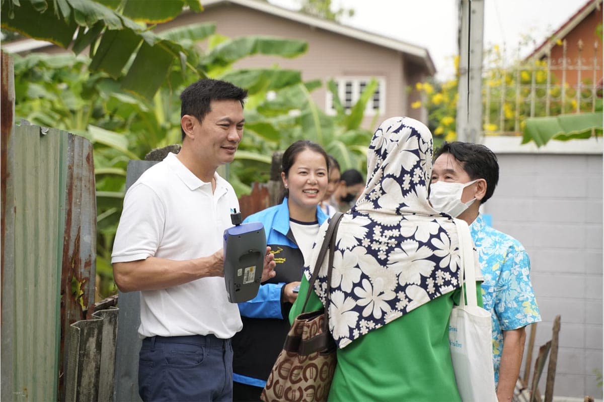 Democrat_Party_campaigns_in_Thonburi_area_SPACEBAR_Photo01_c37fd8039a.jpeg