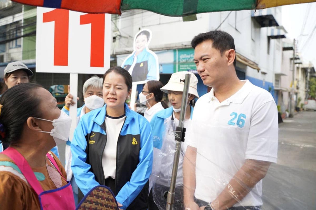 Democrat_Party_campaigns_in_Thonburi_area_SPACEBAR_Photo04_1d0e4e46d0.jpeg