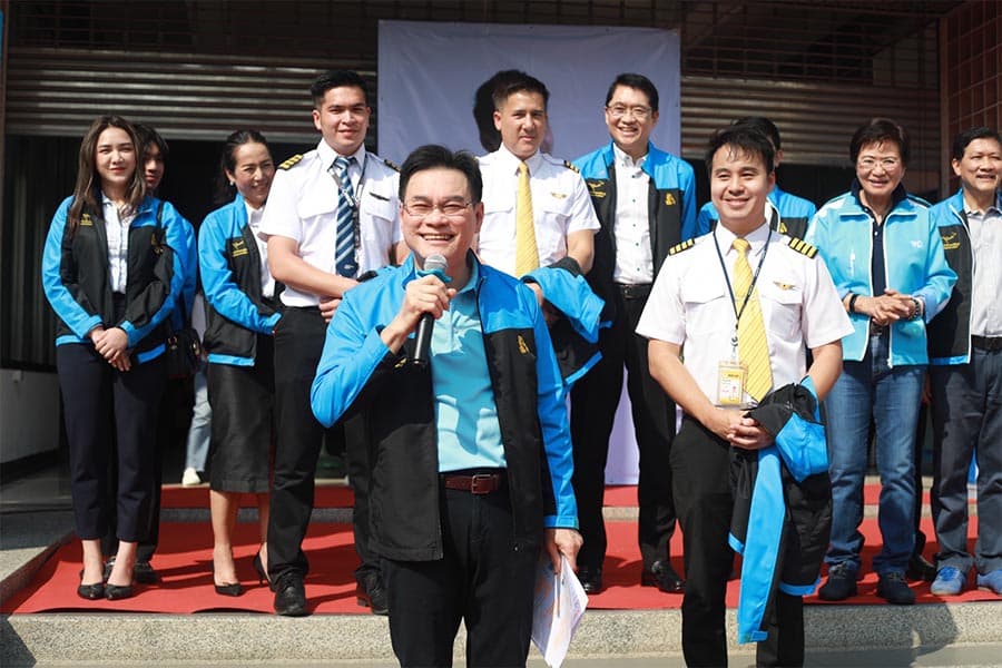 Democrat_Party_launches_3_pilots_as_candidates_M_Ps_in_Bangkok_for_election_SPACEBAR_Photo01_2b55306138.jpeg