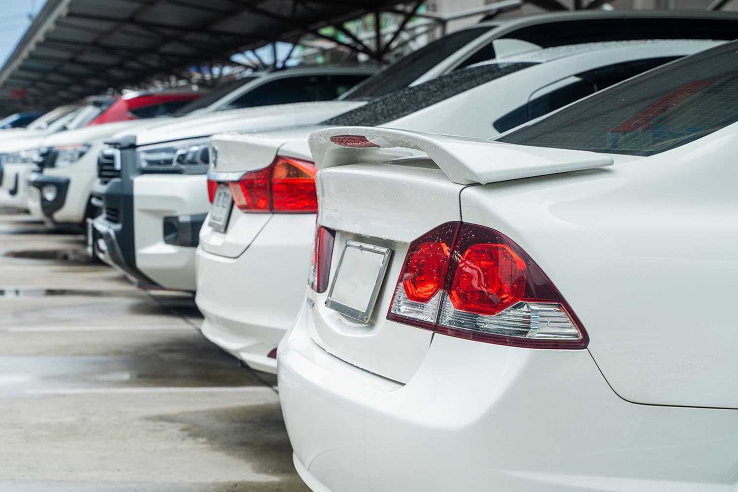 Economy_Leasing_Car_Refinance_Auto_Vehicles_SPACEBAR_Hero_92a152b3e6.jpeg