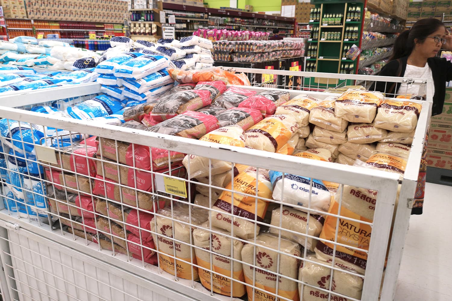 Economy_Sugar_increases_price_2_baht_people_are_afraid_expensive_goods_SPACEBAR_Hero_d81a4e2996.jpg