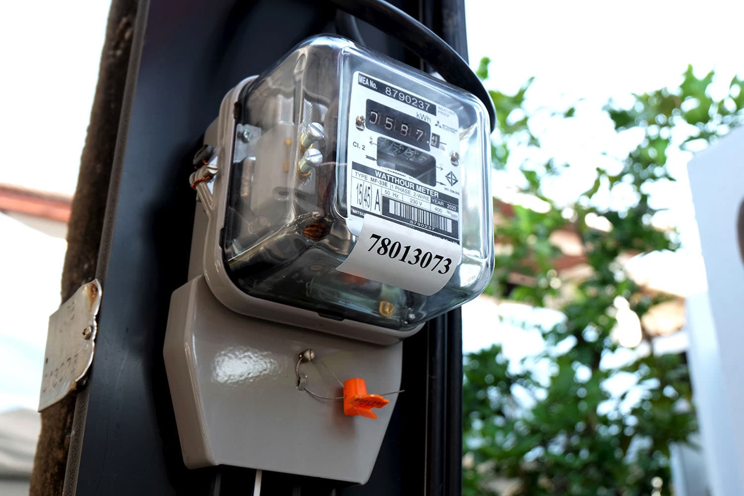 Economy_energy_electricity_bill_reduce_46_satang_EGAT_PTT_hold_SPACEBAR_Hero_4b7e2057b9.jpg