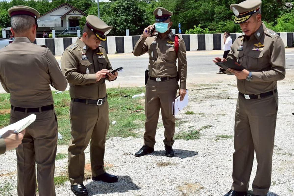 Eight-Buddhist-monks-died-in-a-car-accident-in-Mukdahan-province-SPACEBAR-Photo07.jpg