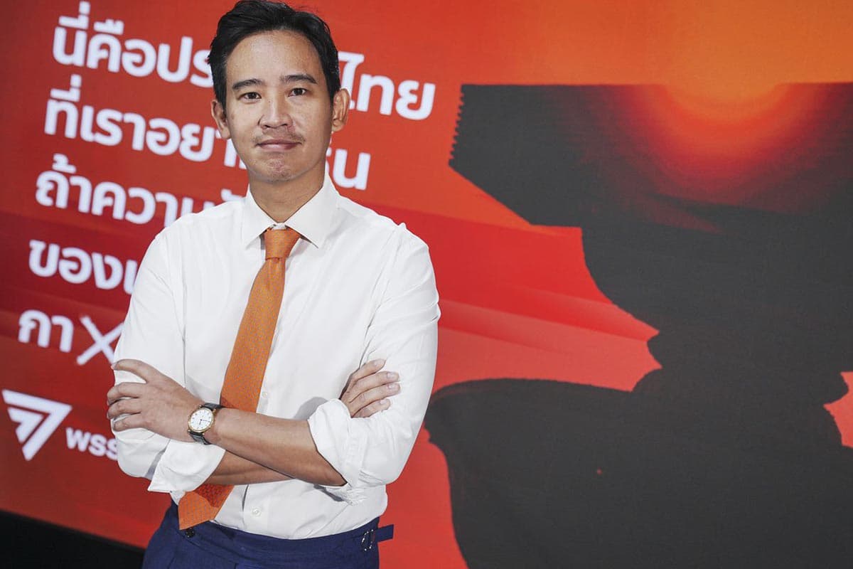 Election_Contest_between_Move_forward_party_and_Pheu_Thai_Party_SPACEBAR_Photo02_8792da4b88.jpeg
