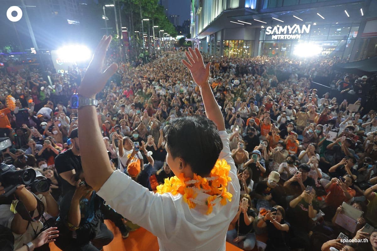 Election_Contest_between_Move_forward_party_and_Pheu_Thai_Party_SPACEBAR_Photo05_0491f89a28.jpeg