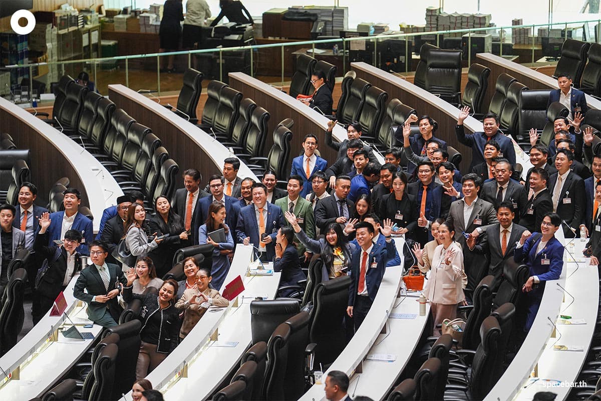 End_of_the_vote_of_confidence_in_the_Prime_Minister_SPACEBAR_Photo08_32a782a666.jpg