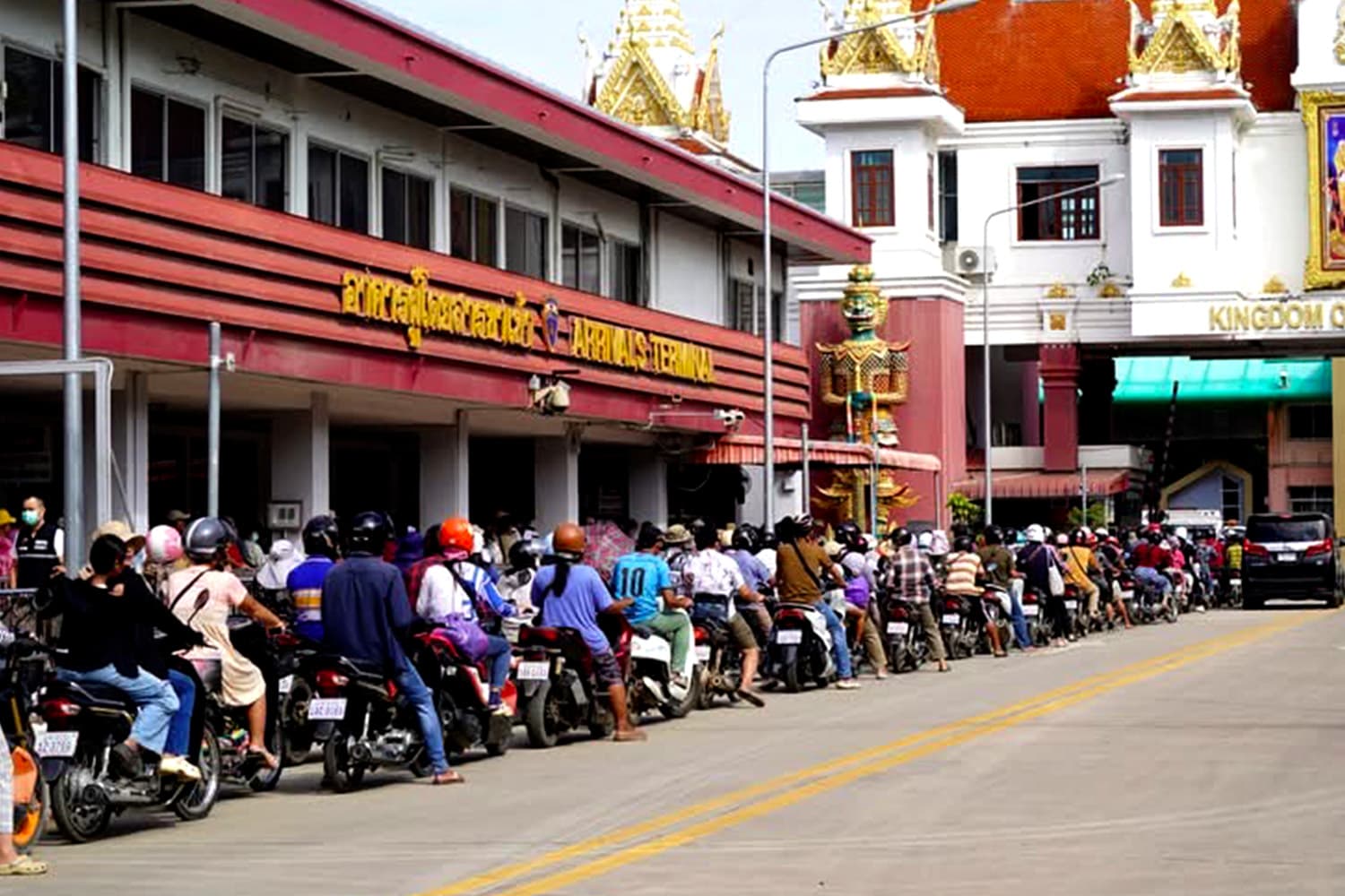 เกาะติดประชุม JBC ด่านไทย-กัมพูชา ยังเปิดปกติ