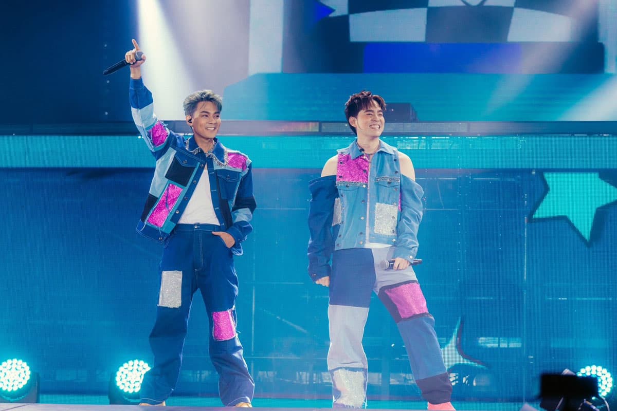 Gmm_Grammy_RS_2_K_Celebration_Concert_SPACEBAR_Photo04_5e4c79855d.jpeg