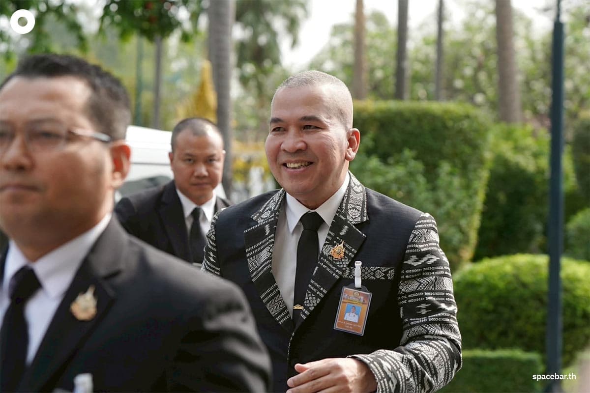 พล.ต.ต.รุทธพล เนาวรัตน์