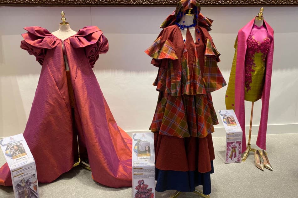 Government_admires_Thai_silk_fashion_show_as_a_symbol_of_APEC_friendship_SPACEBAR_Photo05_8e02a9b537.jpeg