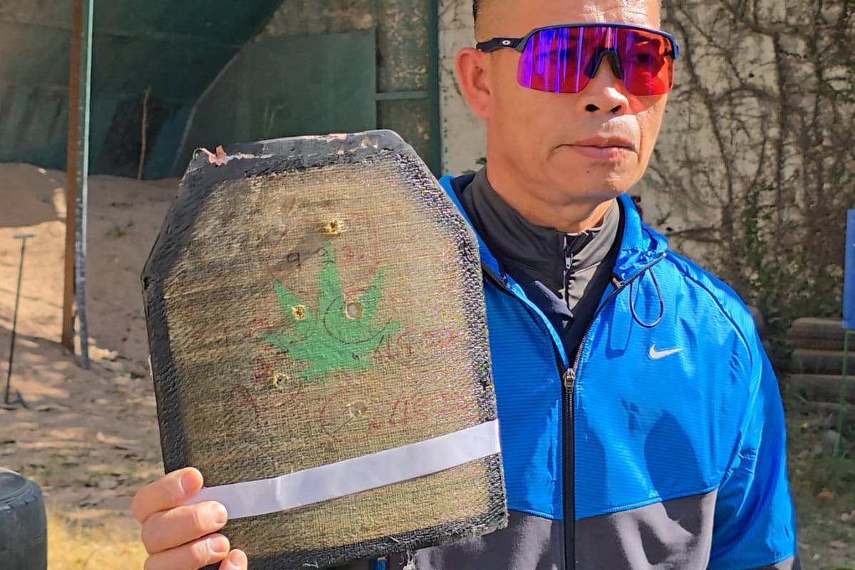 Hemp_bulletproof_armor_Khon_Kaen_University_researchers_produce_low_cost_high_efficiency_products_SPACEBAR_Photo06_a930cd6e24.jpg