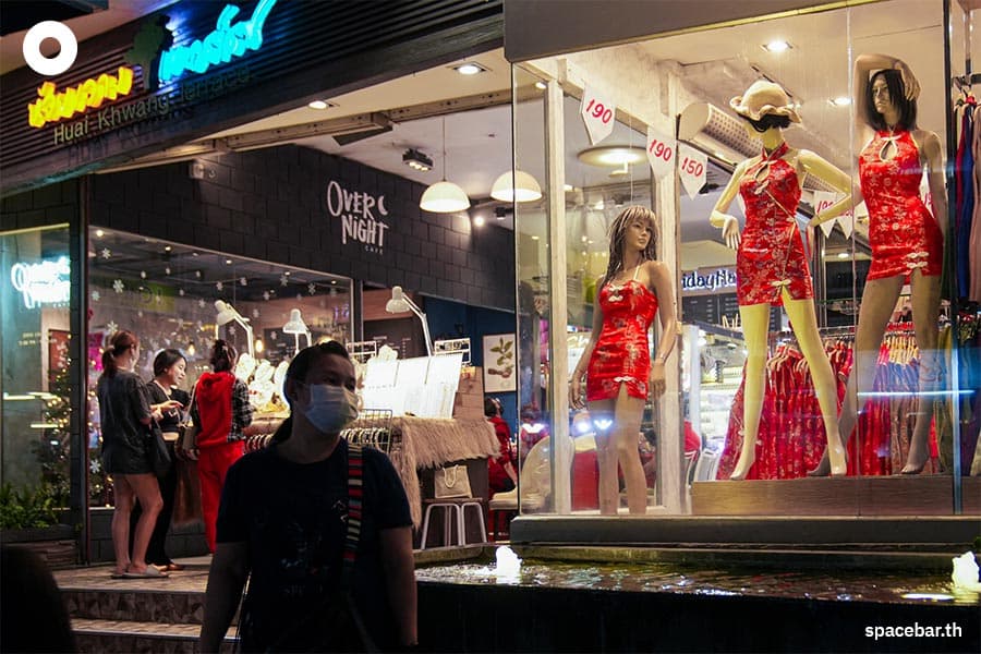 Huai_Khwang_China_Town_2_SPACEBAR_Photo14_6949602db0.jpeg