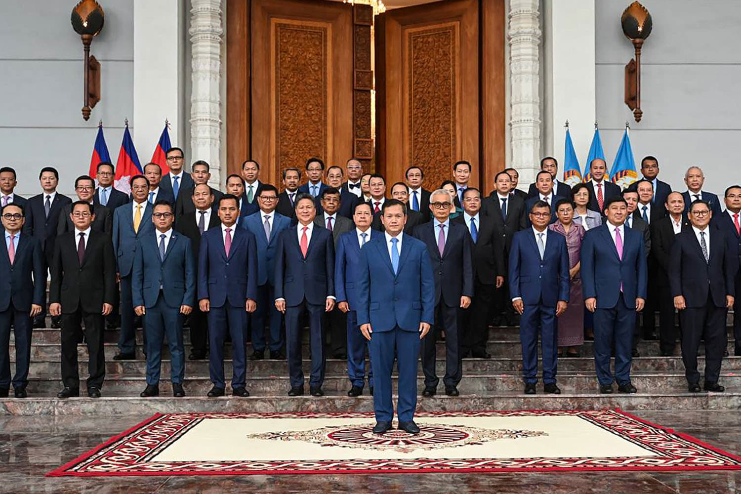 Hun_Sen_unveils_new_gov_son_as_leader_SPACEBAR_Hero_608205f518.jpeg