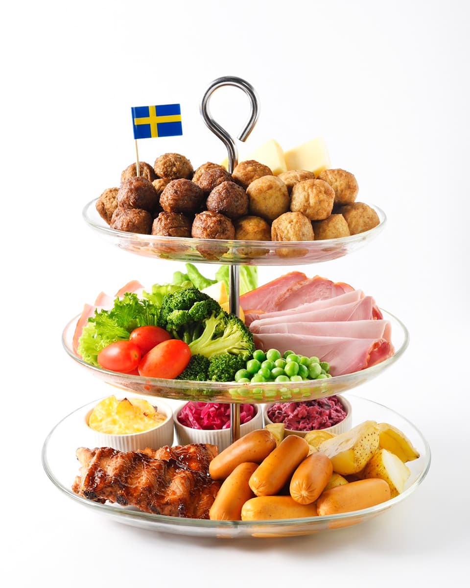 Ikea_Buffet_Dinner_News_SPACEBAR_Photo02_5c52b7ffe7.jpeg