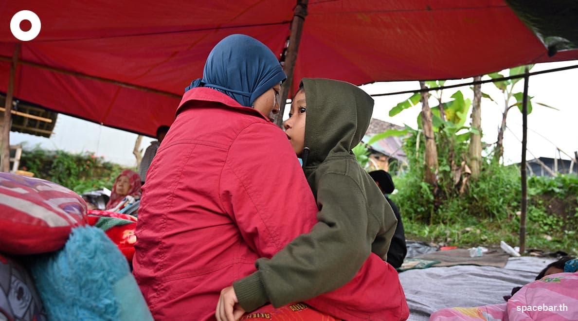 Indonesia_Java_quake_kills_and_injures_hundreds_peoples_SPACEBAR_Photo04_3429b9516a.jpeg