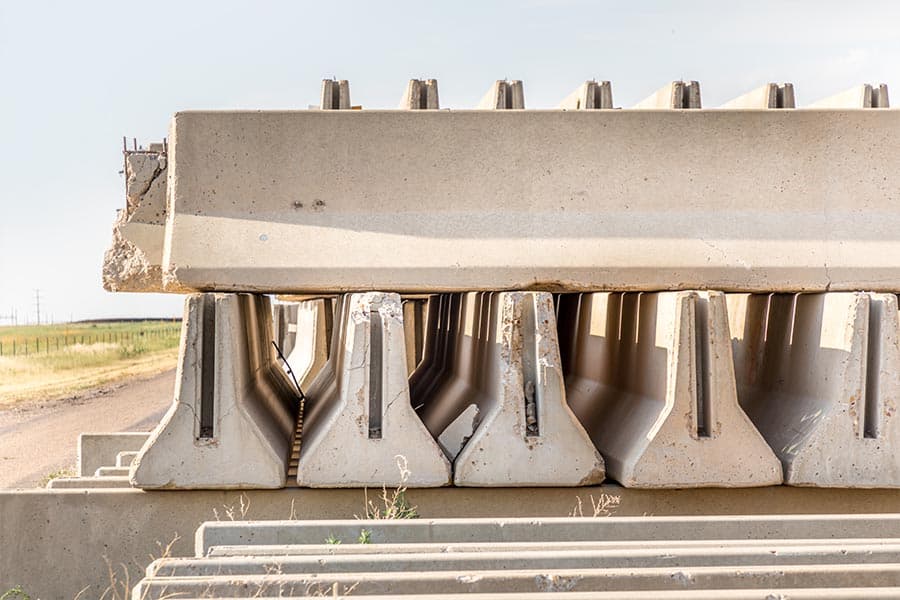 Industry_use_hydraulic_mortar_instead_portland_cement_concrete_SPACEBAR_Photo01_ca23739b7f.jpeg