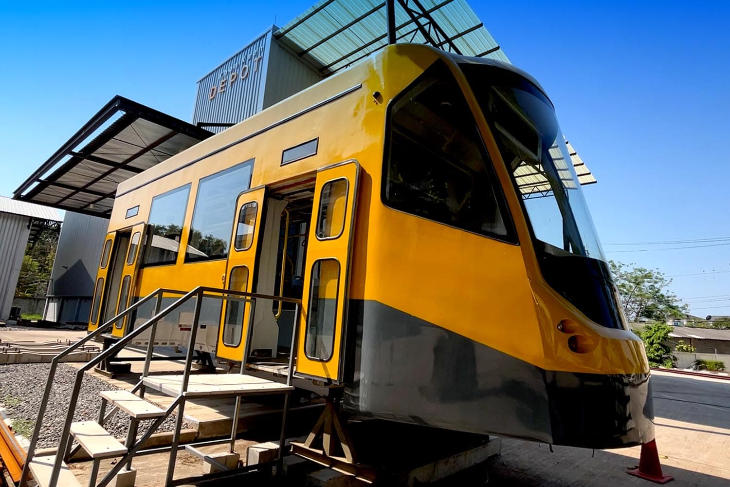 Isan_Tram_Line_Khon_Kaen_Province_the_first_prototype_of_light_rail_in_Thailand_SPACEBAR_Hero_d4d9b19bfa.jpg