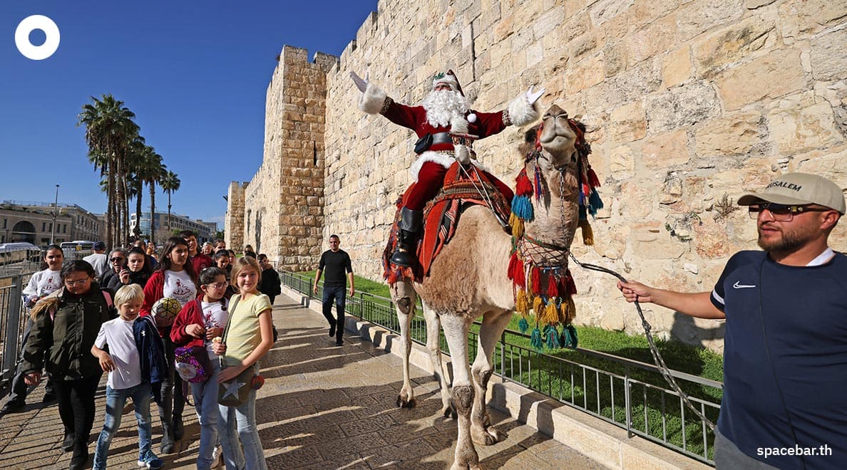 Issa_Kassissieh_former_basketball_captain_christmas_Santa_Claus_Jerusalem_SPACEBAR_Photo04_f1a3a7c605.jpeg