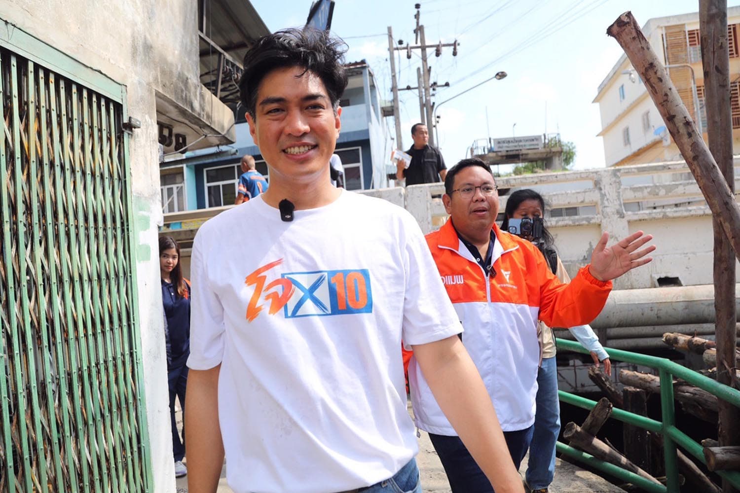 'โจ ชัยวัฒน์' ซัด พวก 'อิสระแบบไม่อิสระ-ยื้อจับเบอร์โหนชัชชาติ'