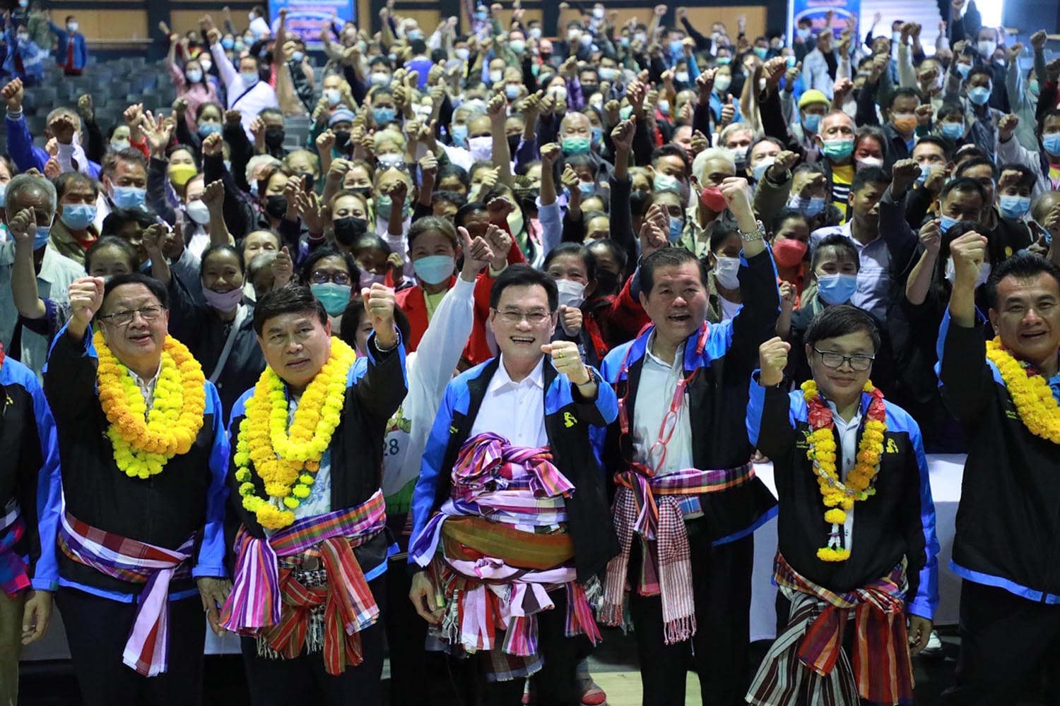 Jurin_led_the_Democrat_Party_to_launch_6_candidates_for_Sakon_Nakhon_M_Ps_SPACEBAR_Hero_25c5b0b663.jpeg