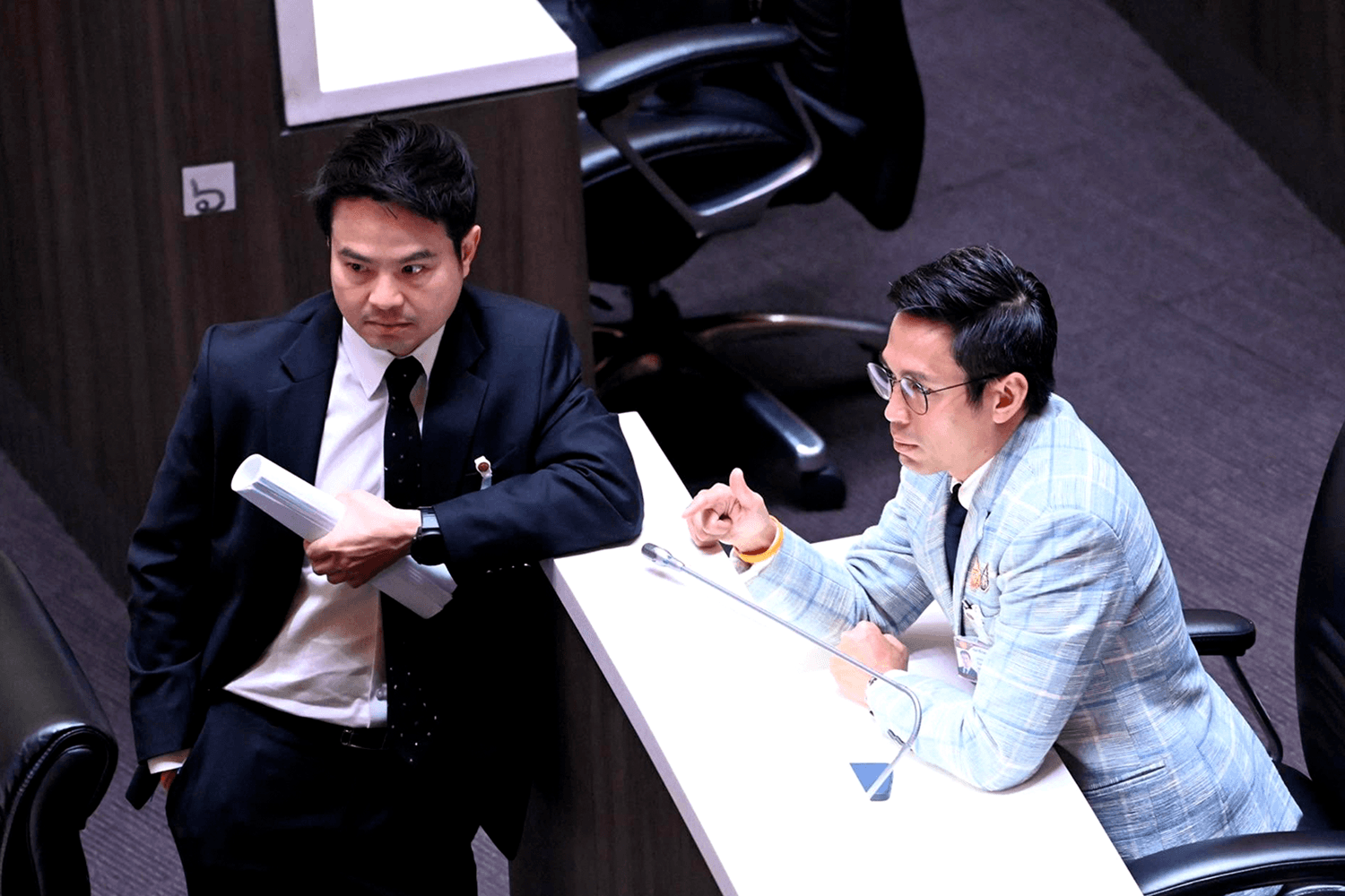 โต้ปมสายโทรศัพท์ โยง ‘ฮั้วเลือก สว.’ พี่น้องอ่างทอง จี้ iLaw หาหลักฐานมาพิสูจน์