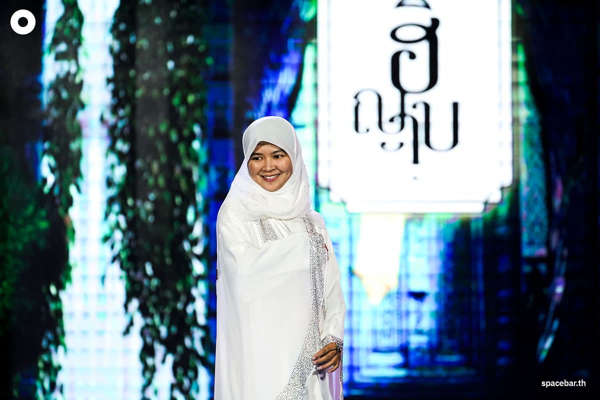 Local_Enterprises_Exposition_2023_fashion_hijab_SPACEBAR_Photo06_86f3b88431.jpeg