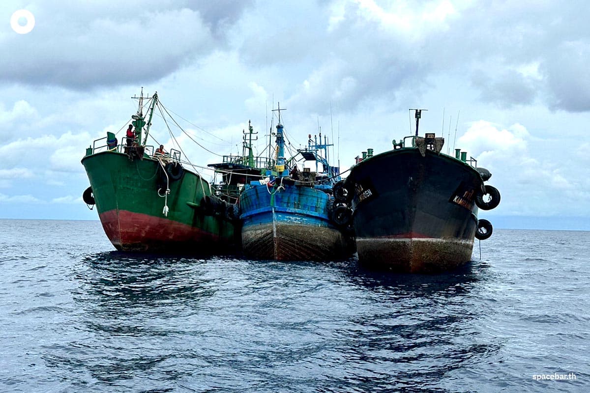 Maritime_police_control_illegal_oil_boats_SPACEBAR_Photo00_e839023a8e.jpg