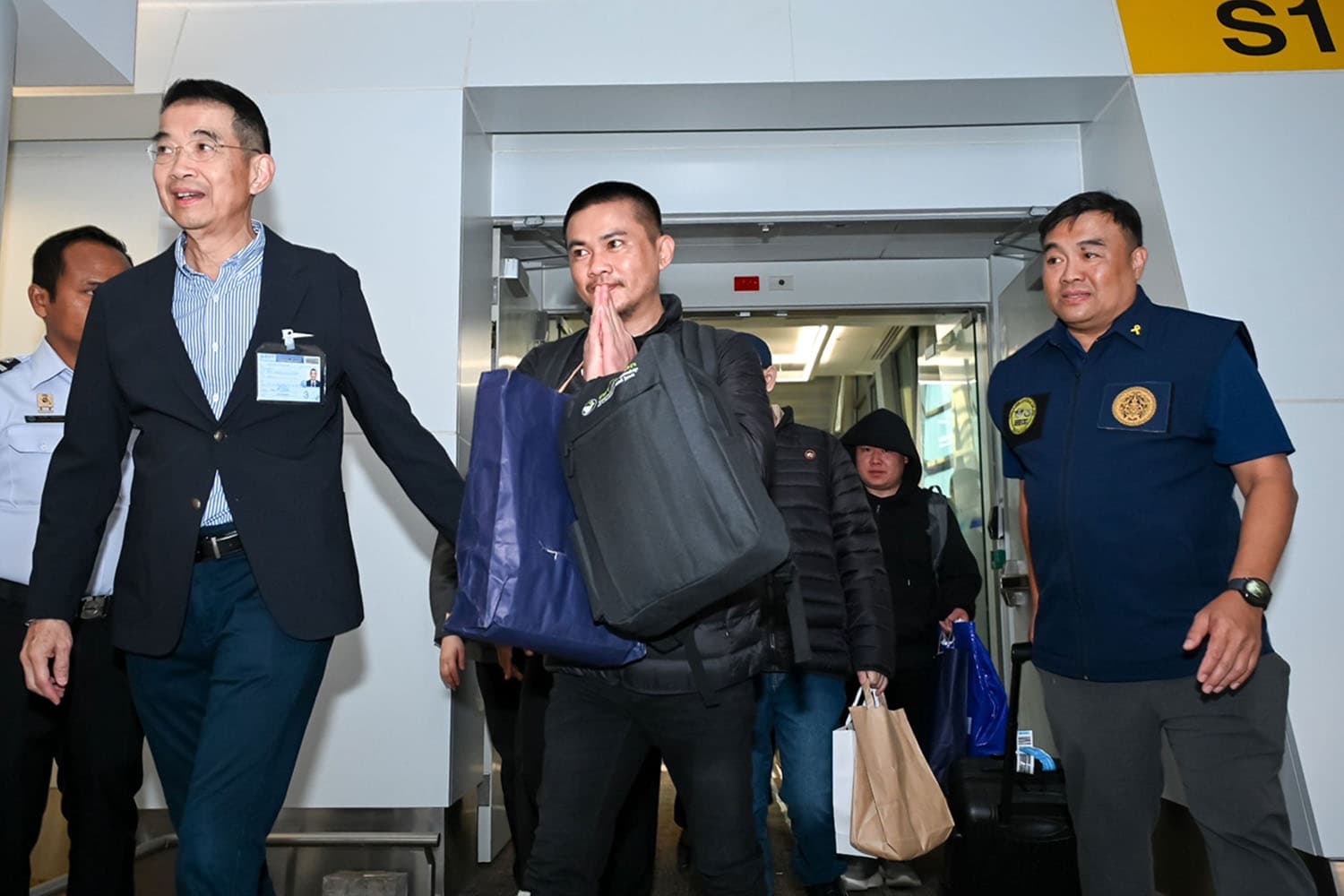 Ministry_of_Foreign_Affairs_receives_5_Thai_hostages_after_Hamas_releases_them_back_home_SPACEBAR_Hero_b5c966b8e5.jpg