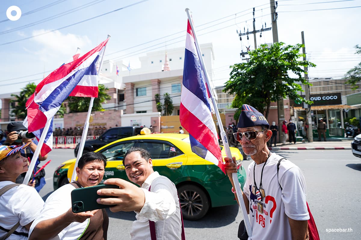 PhotoStory-บรรยากาศการชุมนุมของ คปท.หน้าสถานทูตราชอาณาจักรกัมพูชาประจำประเทศไทย