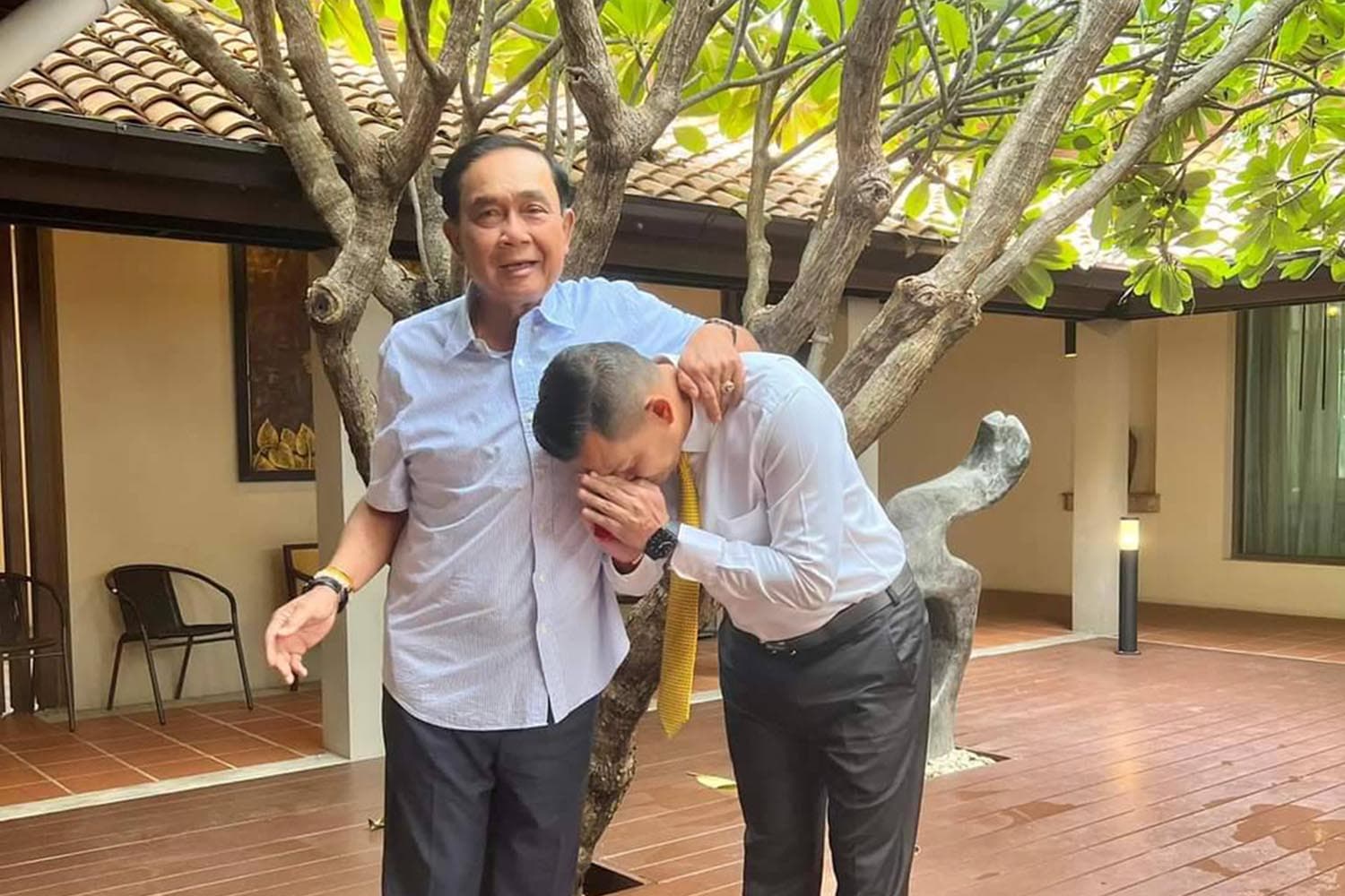Moment_visit_Prayut_because_miss_him_SPACEBAR_Hero_0a38b529c2.jpg