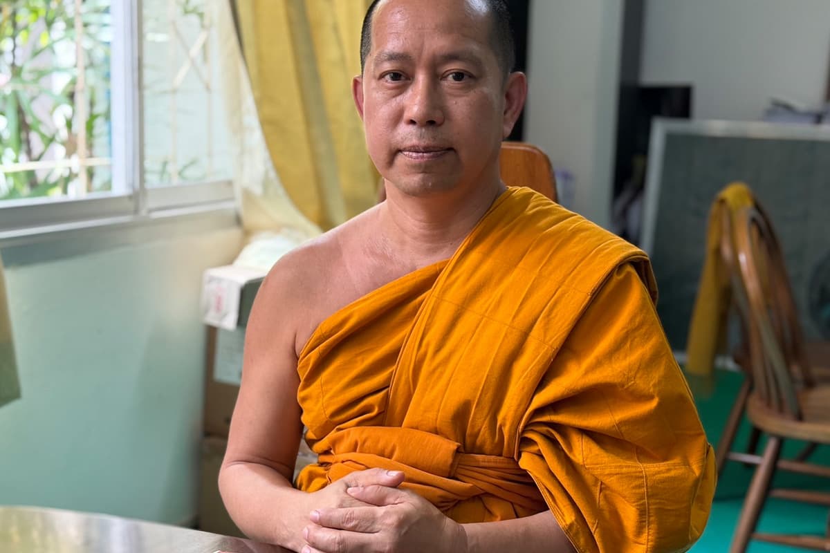 Monks-in-Chiang Mai-are-adapting-to-the-times-focusing-on-the-Dharma-SPACEBAR-Photo04.jpg
