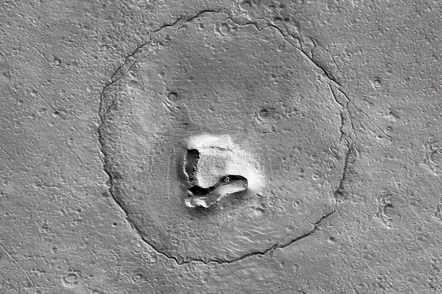 NASA_orbiter_captures_image_of_bears_face_on_Mars_SPACEBAR_Hero_980f8af210.jpeg