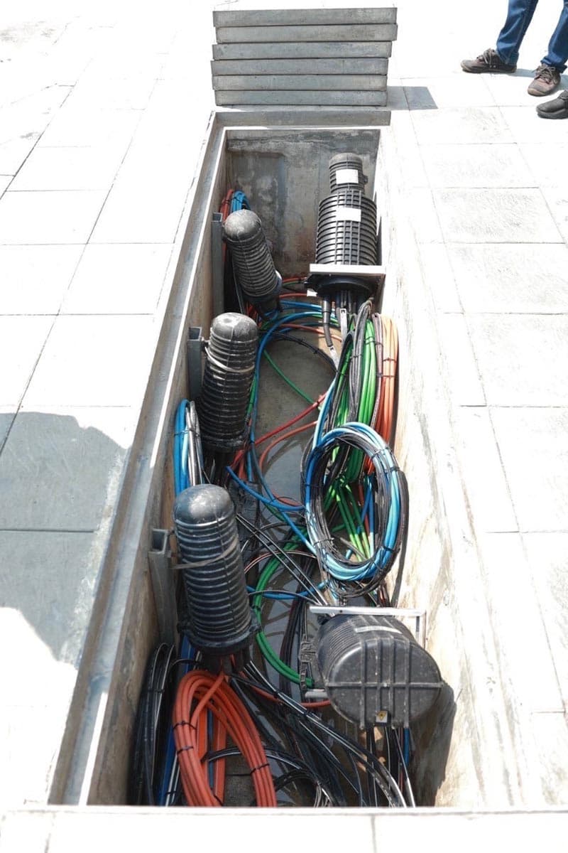 NT_Organizing_communication_cables_underground_North_Pattaya_SPACEBAR_Photo06_141e0847c0.jpeg
