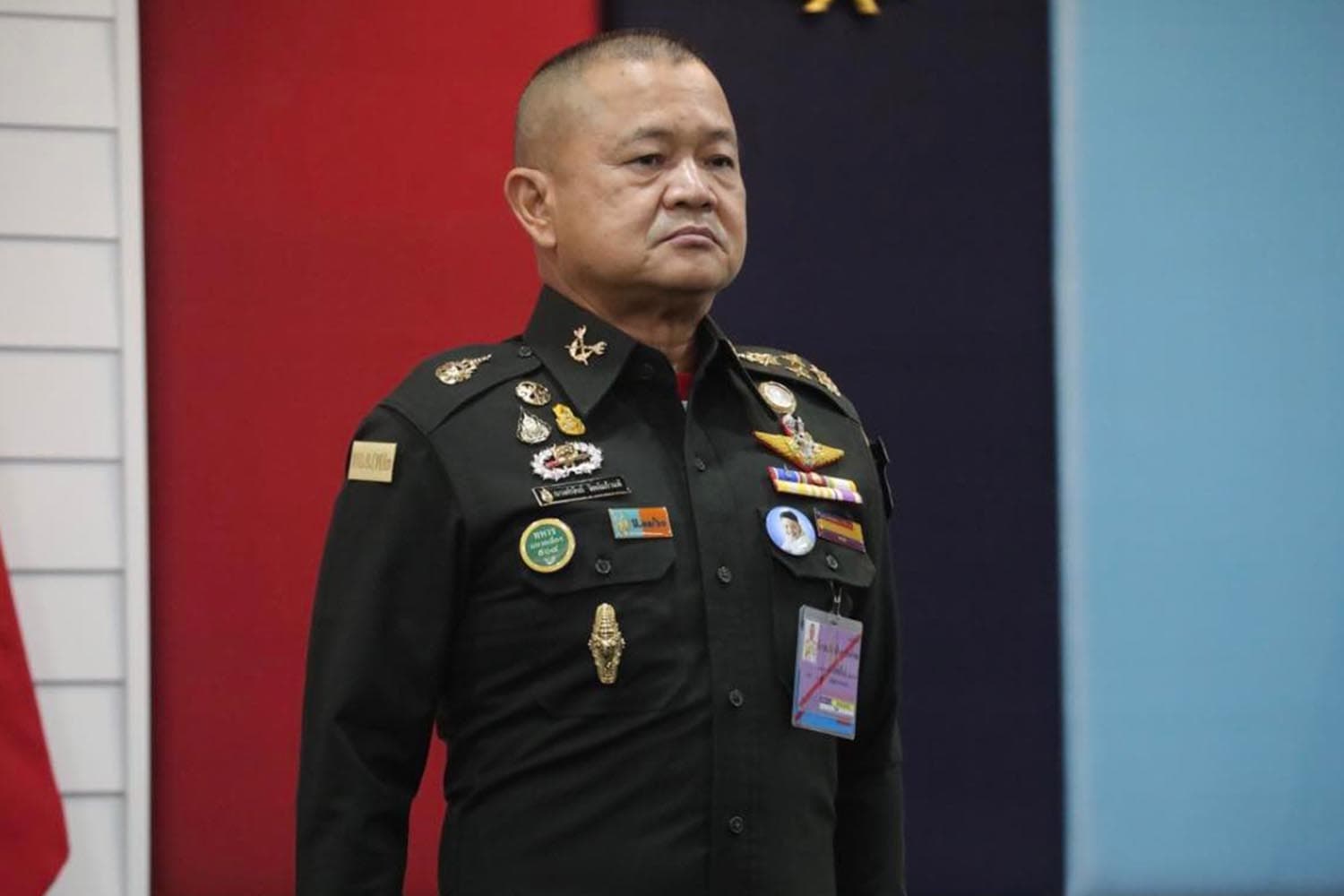 Narongpan_Army_Politic_Signal_Election_SPACEBAR_Hero_7c1a8deef0.jpeg