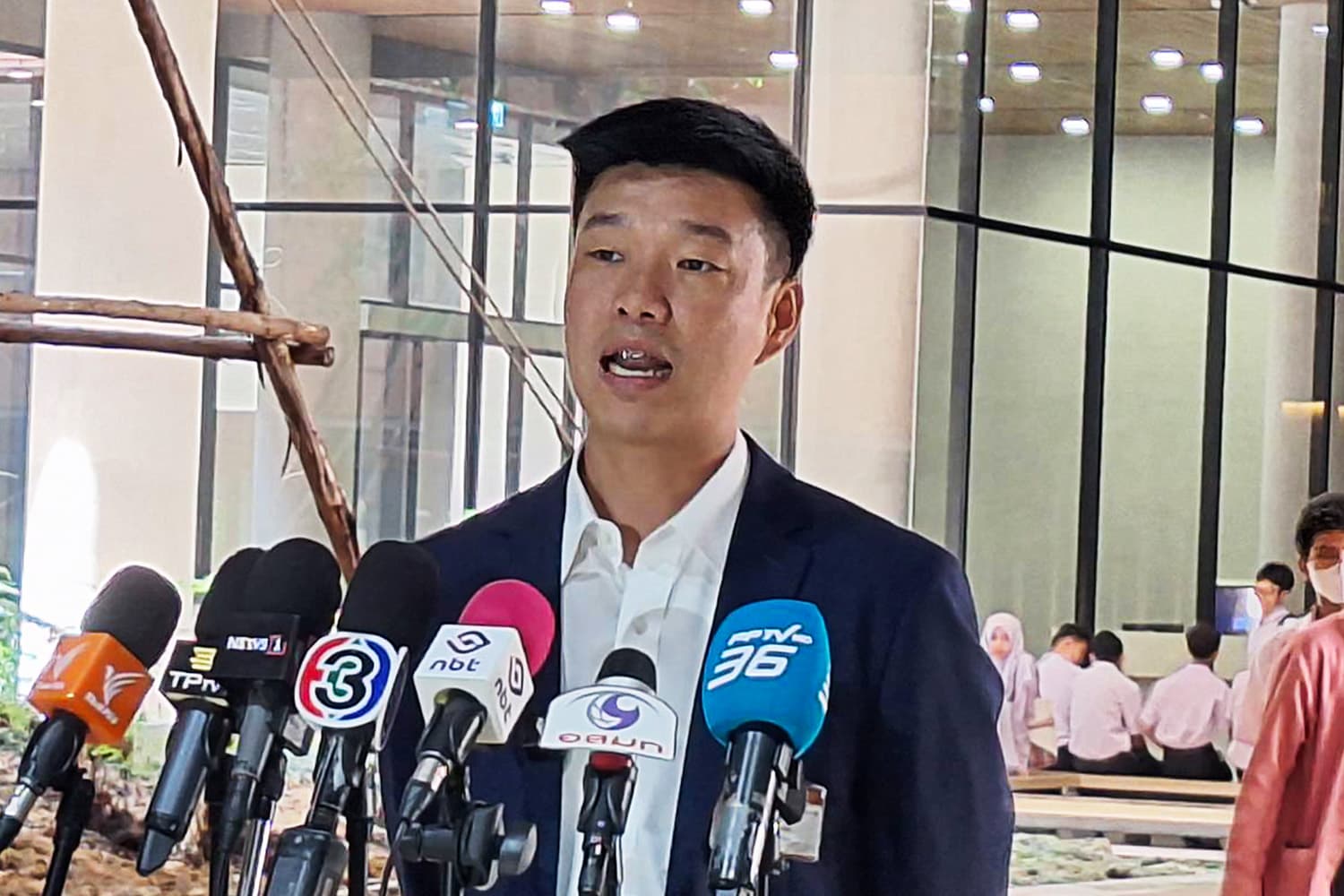 Natthaphong_believes_BP_and_PTP_will_continue_to_go_together_SPACEBAR_Hero_1f8f3b35ff.jpg