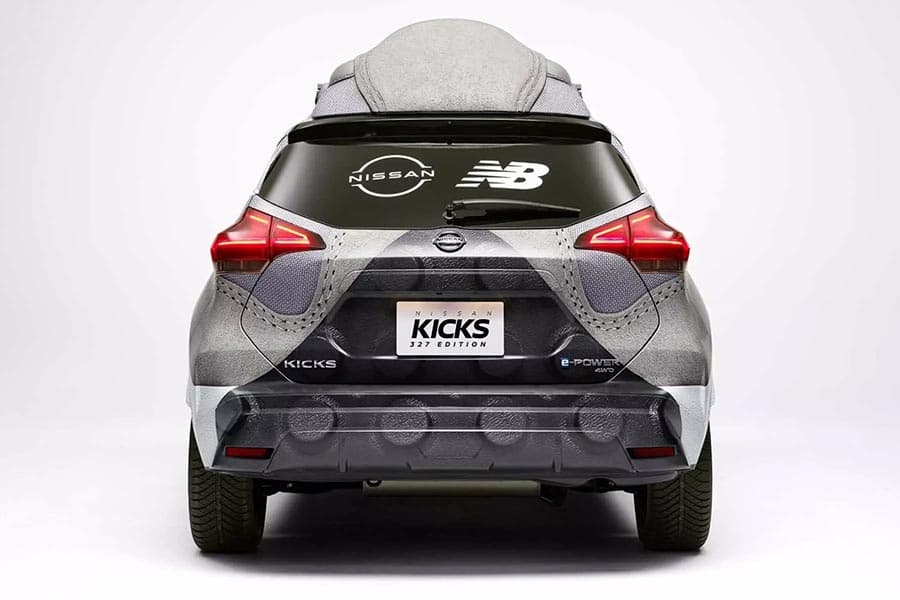 New_Balance_Nissan_Kicks_327_edition_SPACEBAR_Photo02_885dd44d0b.jpeg