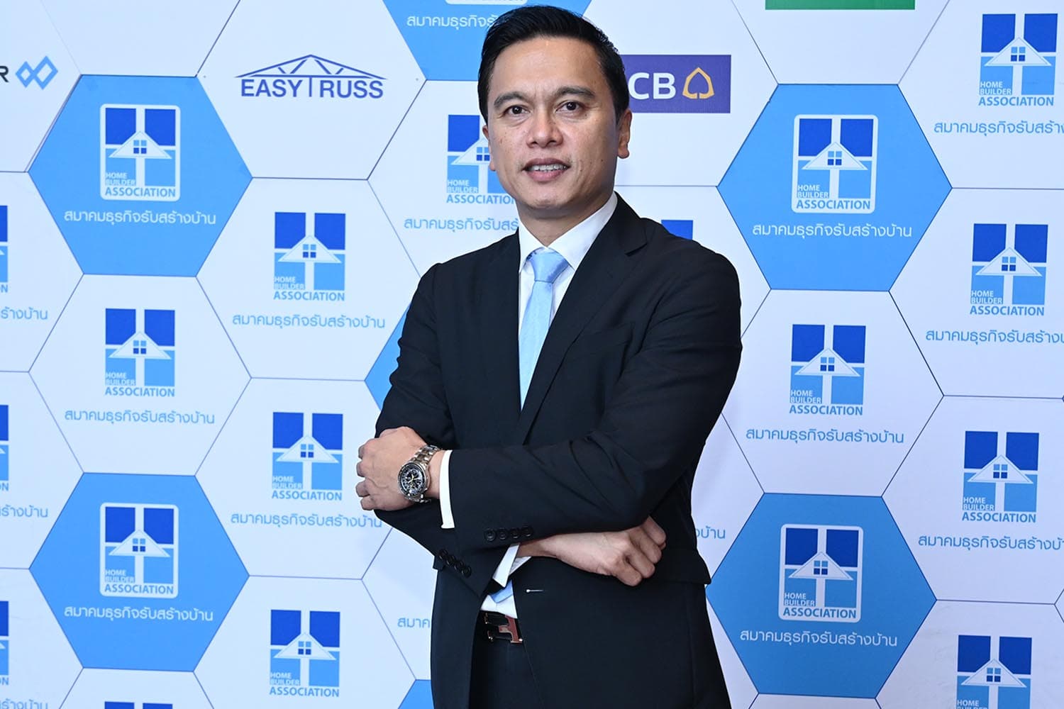 New_President_HBA_policy_labor_Apply_building_permit_online_SPACEBAR_Hero_d1119f3109.jpeg