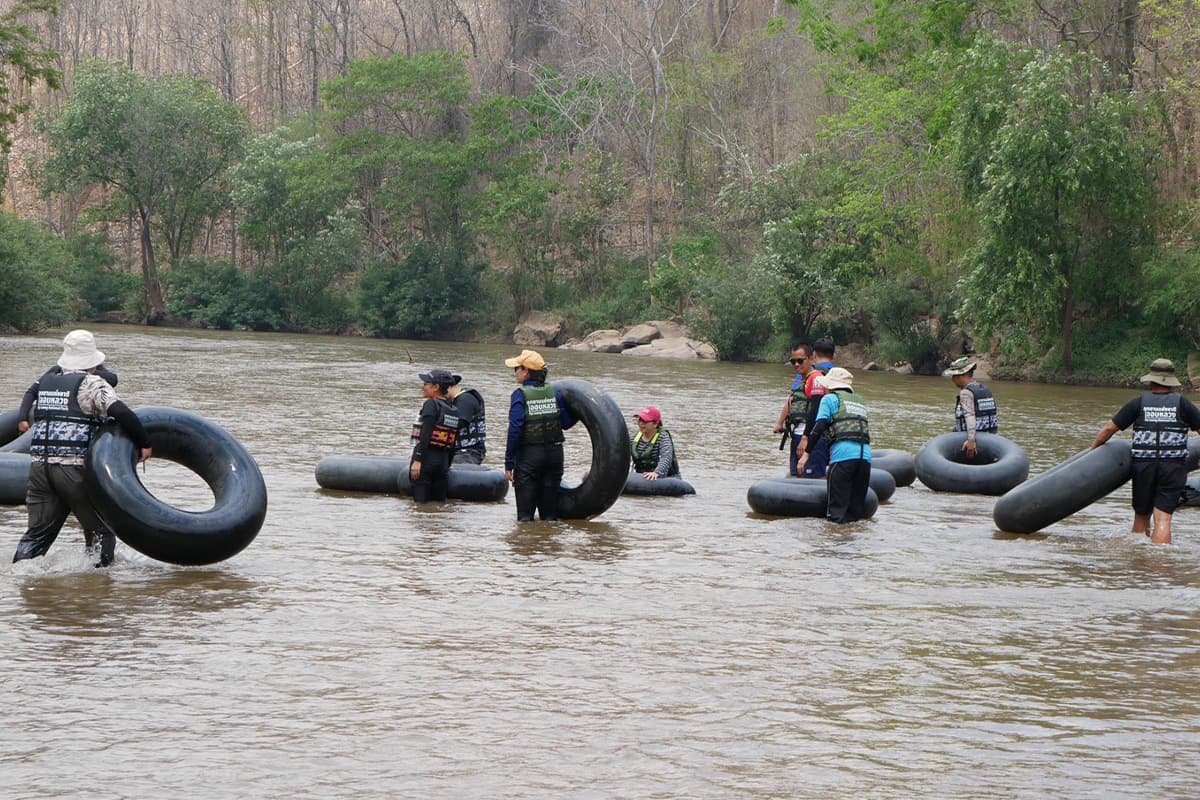 Ob_Luang_National_Park_organizes_Rubberthe_Nam_Chaem_River_SPACEBAR_Photo02_855f411b9e.jpg