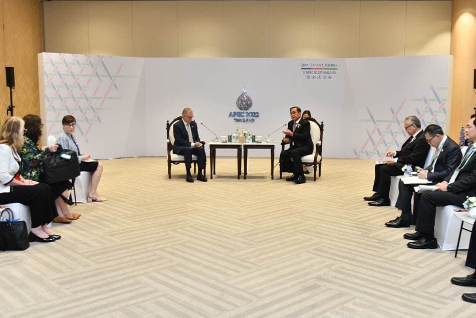 PM_Prayut_Holds_Bilateral_Discussion_with_Prime_Minister_of_Australia_SPACEBAR_Photo01_c9bcf19847.jpeg