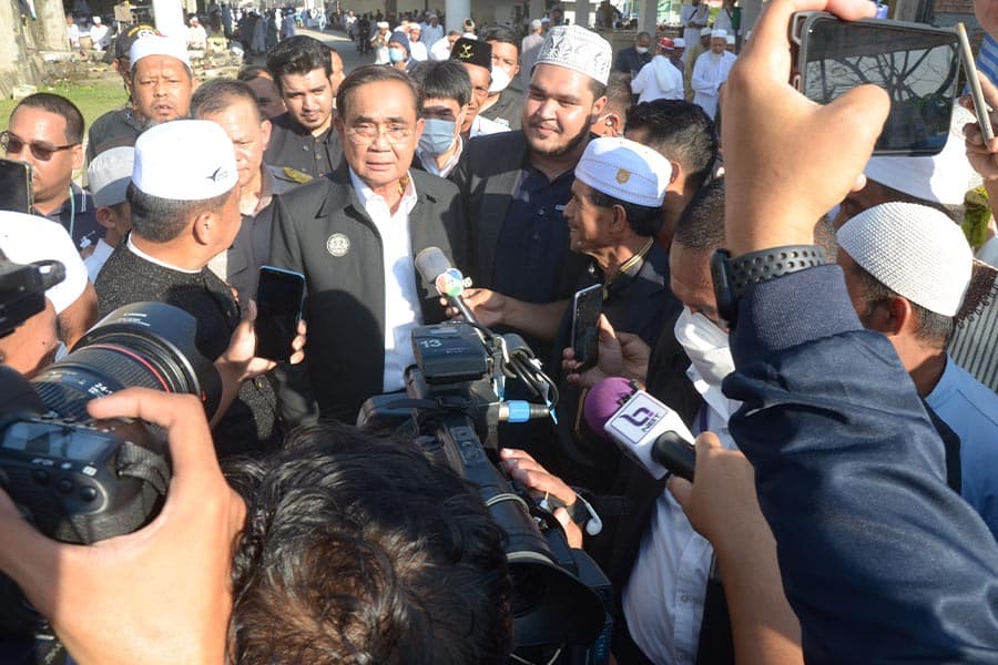 PM_Prayut_met_southern_Islamic_leaders_Emphasize_that_Thailand_must_not_be_divided_SPACEBAR_Photo03_c94650ac63.jpeg
